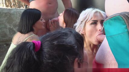 MILF Outdoor Gangbang